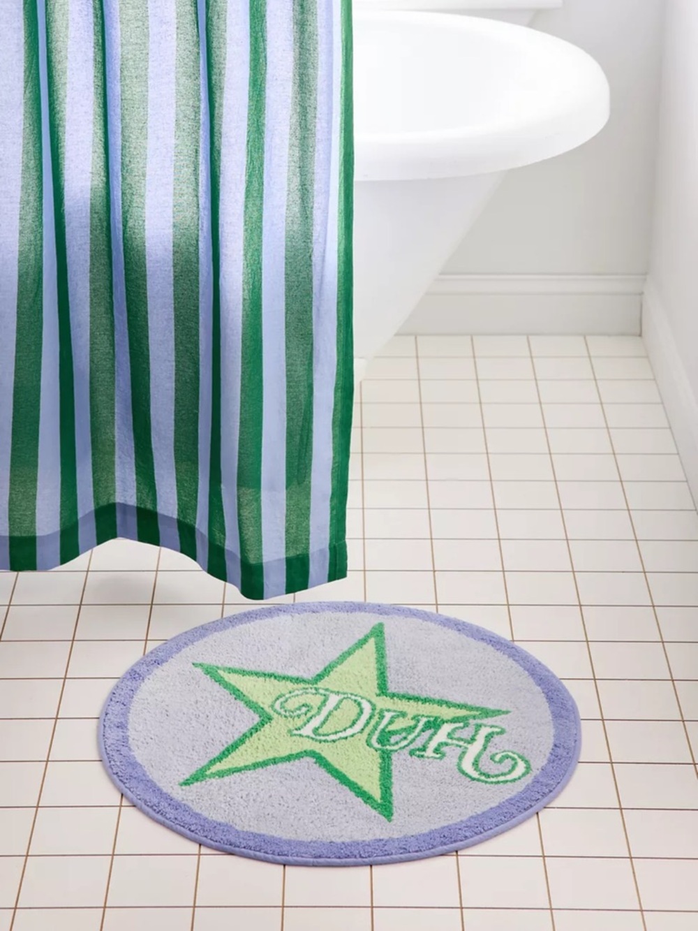 NWT Urban Outfitters Duh Star Round Plush Tufted Bath Mat
